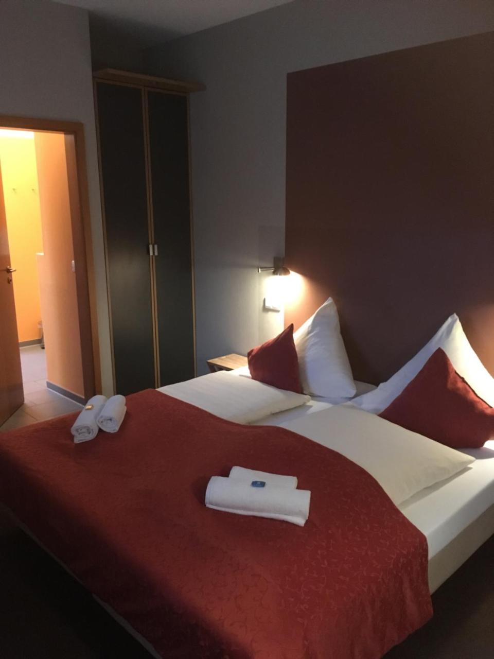 Maxi'S Hotel Steinfeld  Ngoại thất bức ảnh